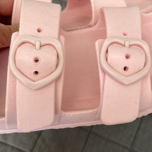 Stoney Clover for Target slides - Picture 2 of 4